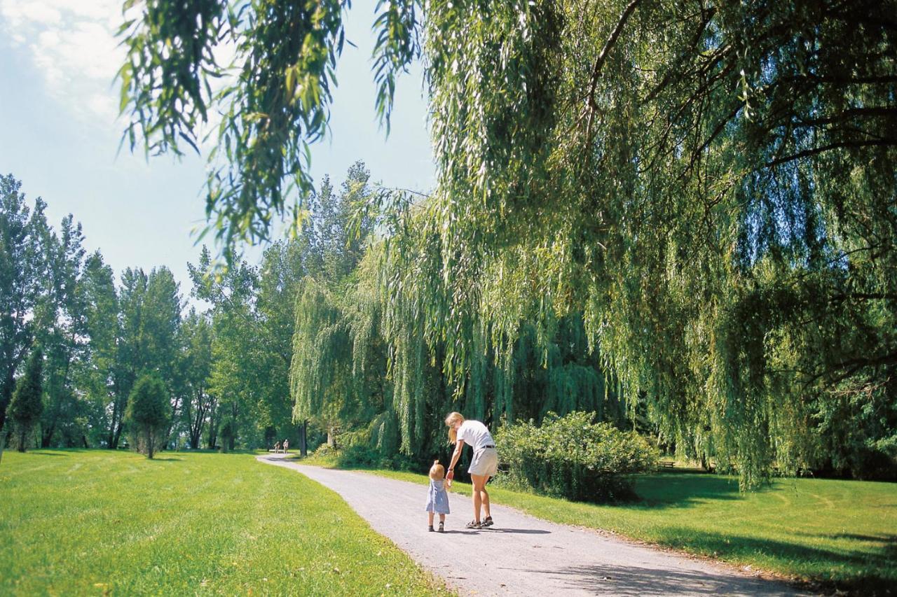 Hotels Gouverneur Montreal - Ile Charron Boucherville Kültér fotó